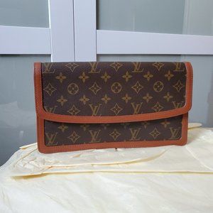 LOUIS VUITTON Pochette Dame GM Monogram Clutch